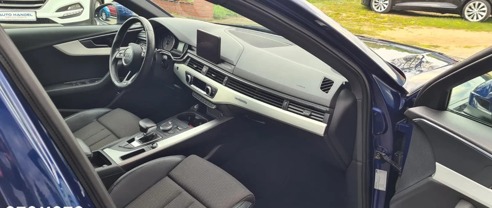 Audi A4 cena 85500 przebieg: 172000, rok produkcji 2016 z Busko-Zdrój małe 704